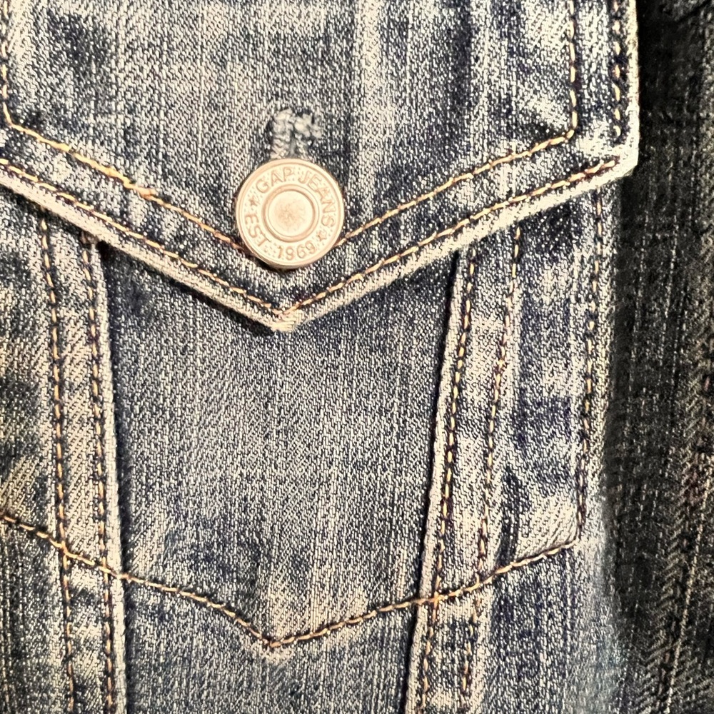 Perfect Gap Stretch Denim Jacket - image 6